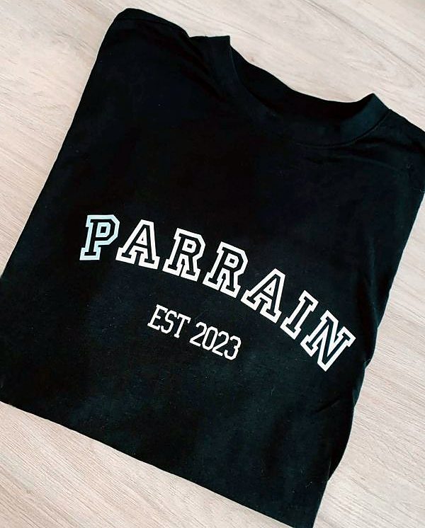 T-shirt noir Parrain EST 2023